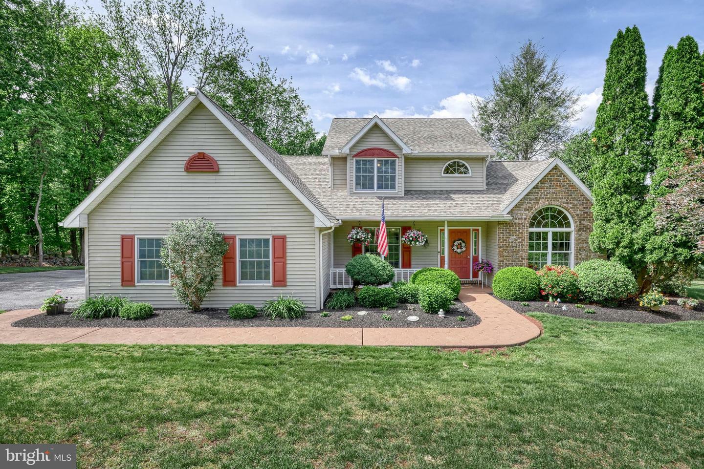 185 Pleasant View Drive  Etters PA 17319 photo