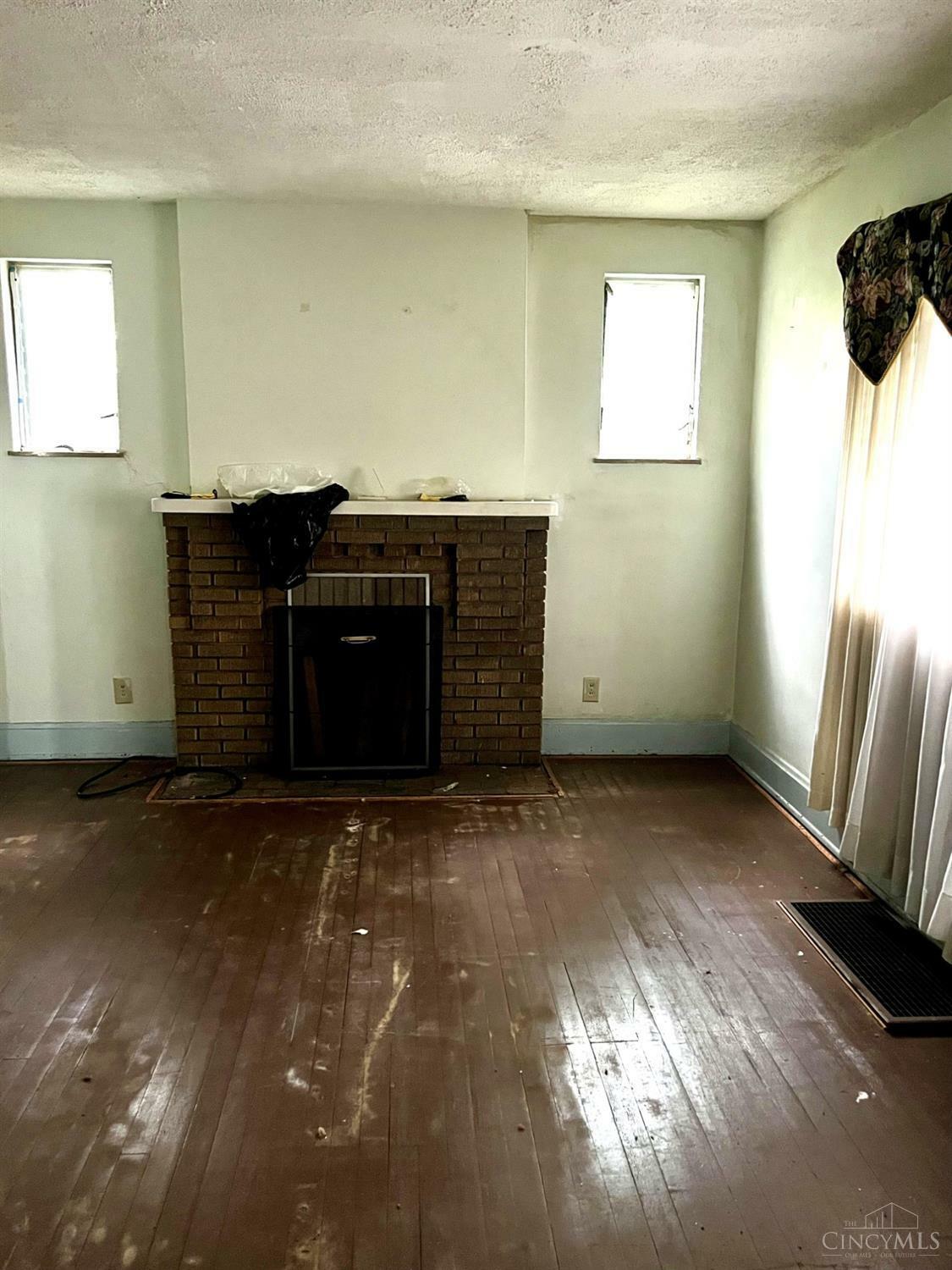 Property Photo: 5200 Whetsel Avenue OH 45227