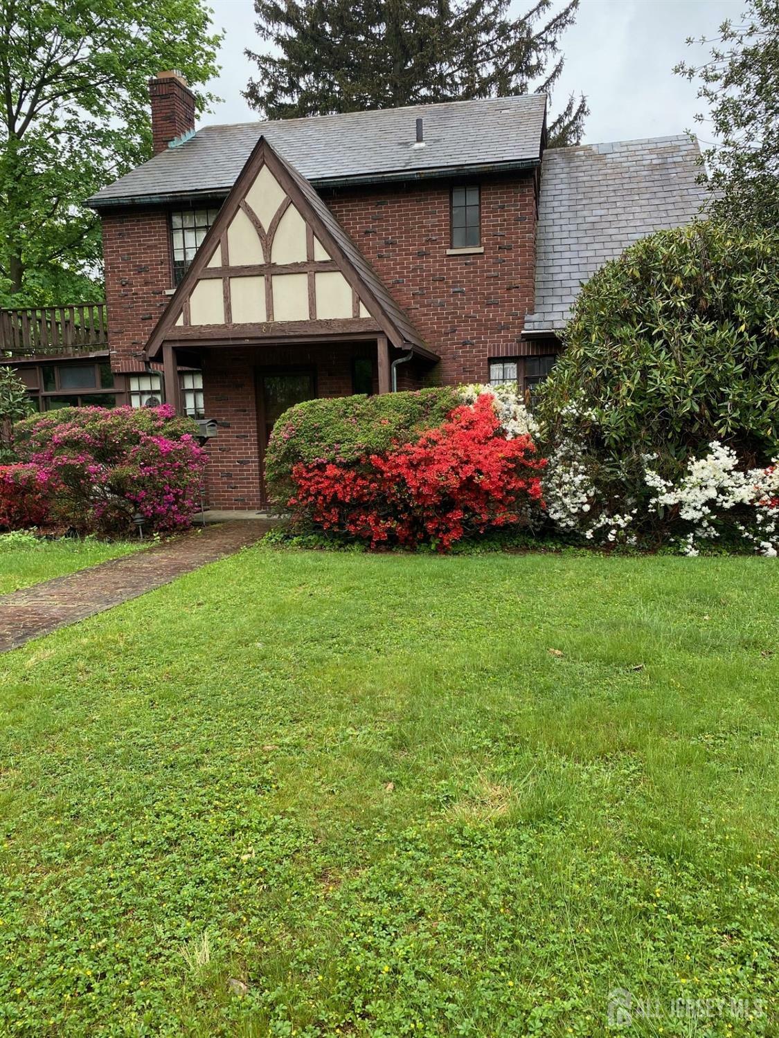 87 Linden Avenue  Metuchen NJ 08840 photo