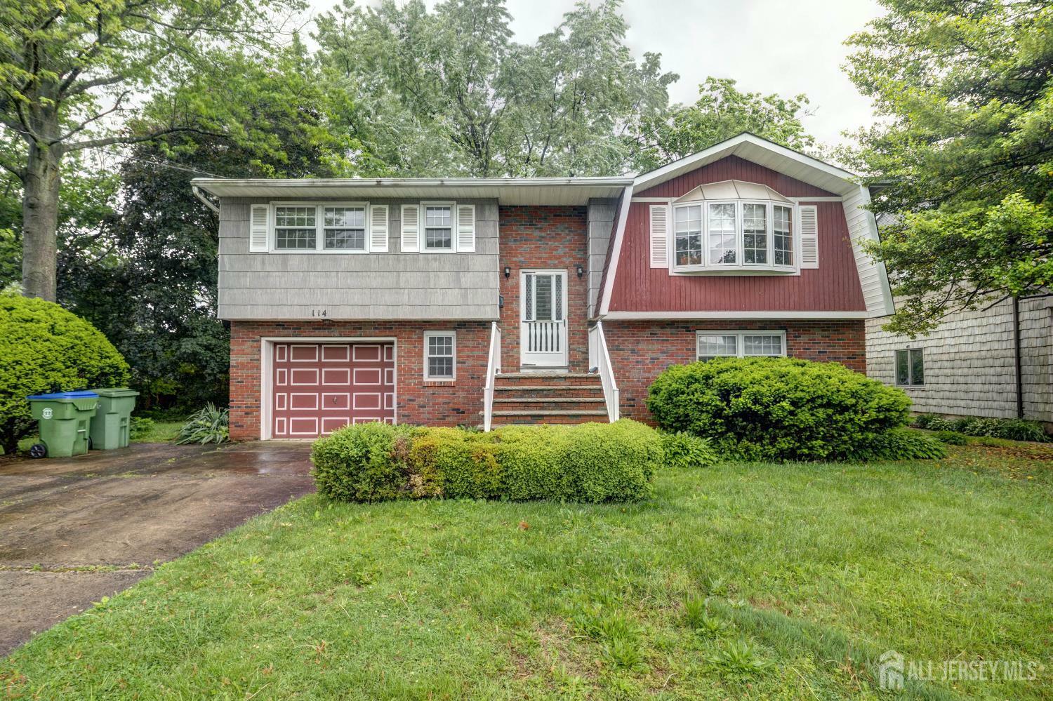 114 Redwood Avenue  Edison NJ 08817 photo