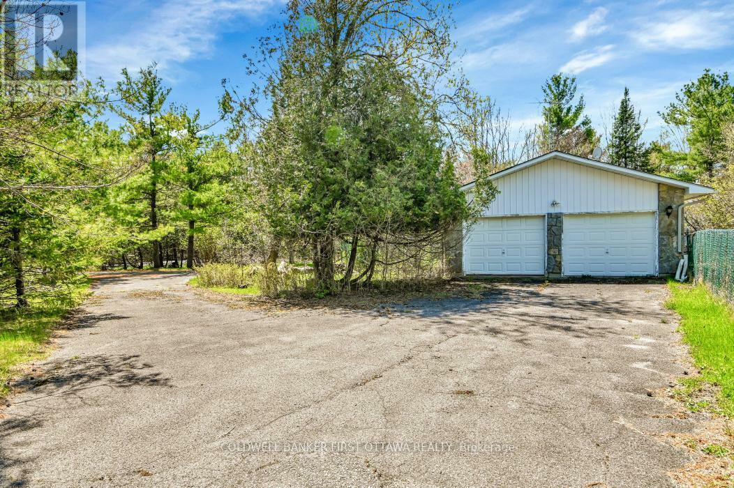 Property Photo: 135 Manion Road ON K0A 1L0