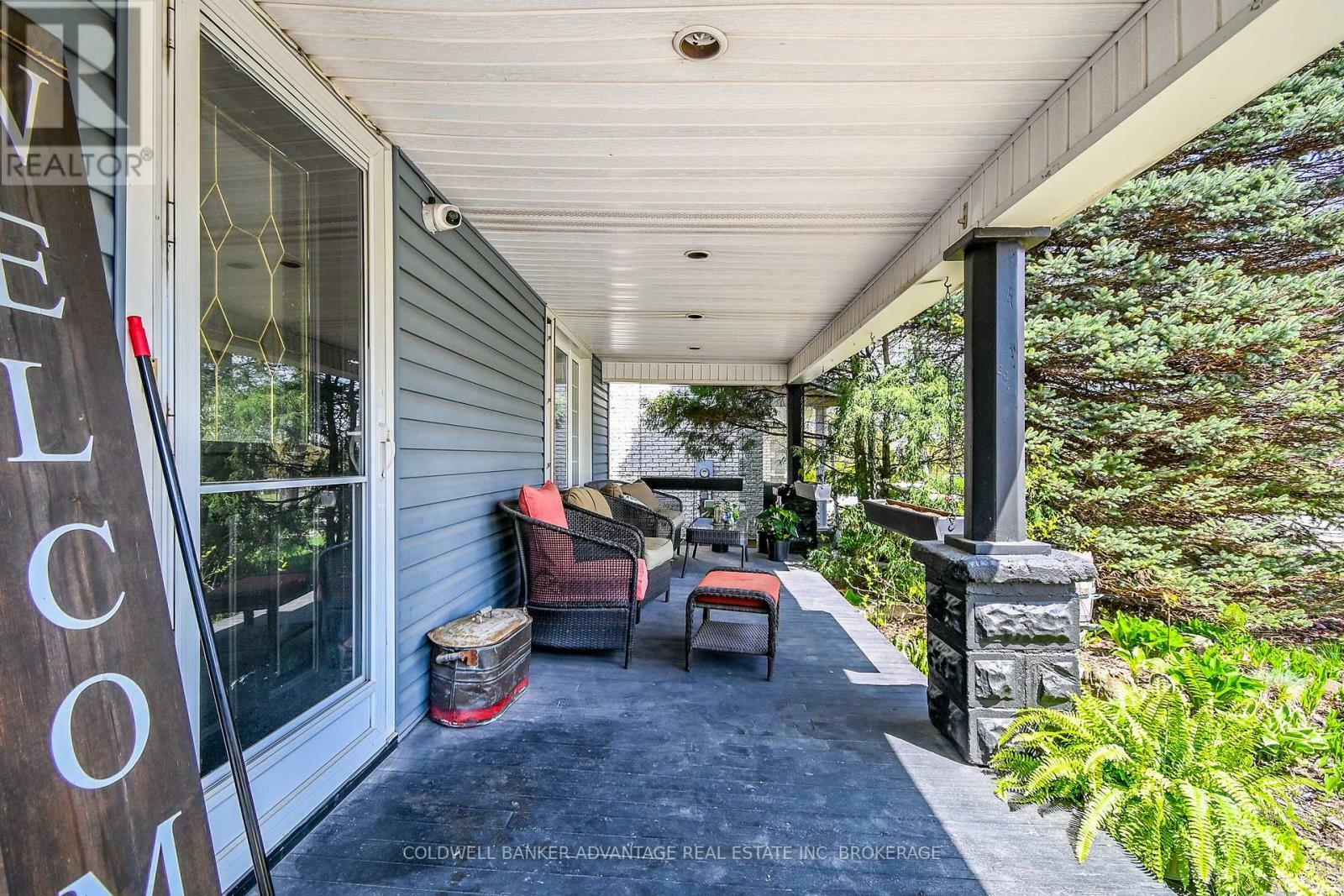 Property Photo: 17 Port Robinson Road ON L0S 1E0