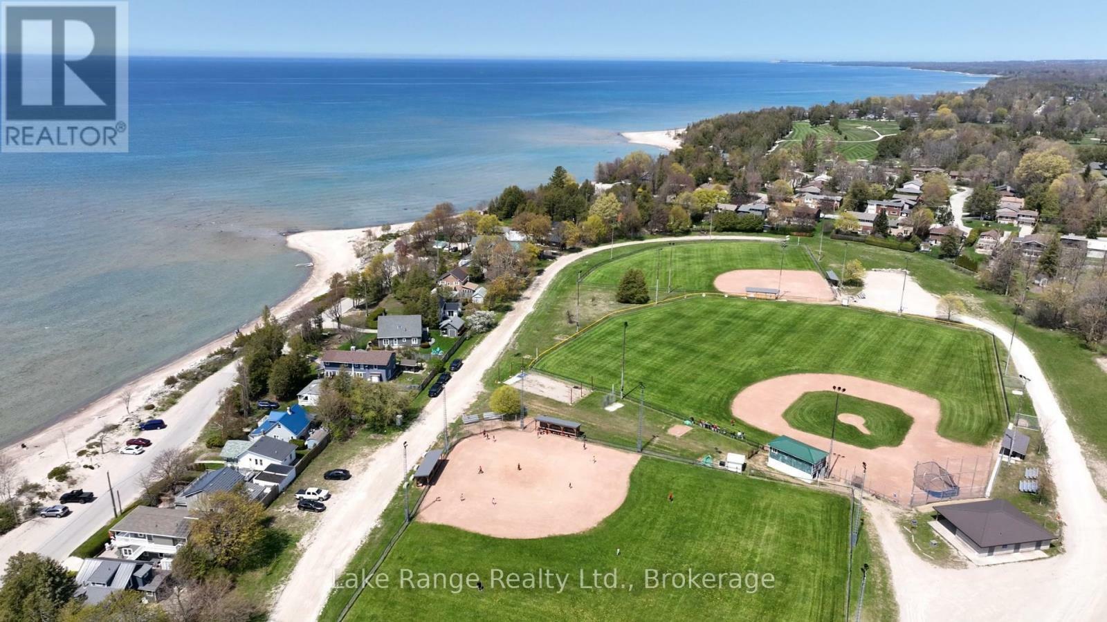 Property Photo: 188 Broadway Street ON N2Z 2X9