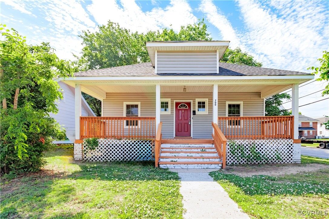 Property Photo:  700 E Broadway  VA 23860 