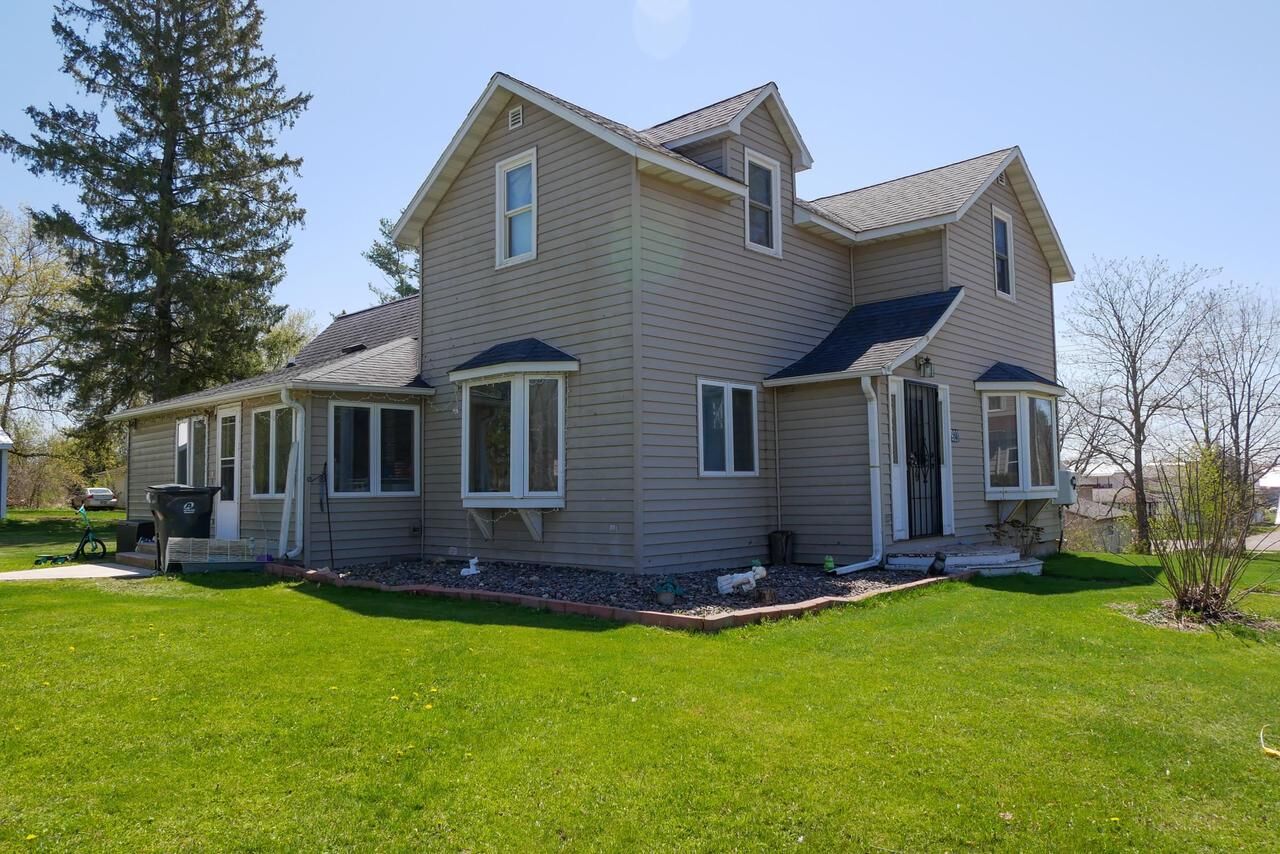 Property Photo: 928 West Street WI 54470