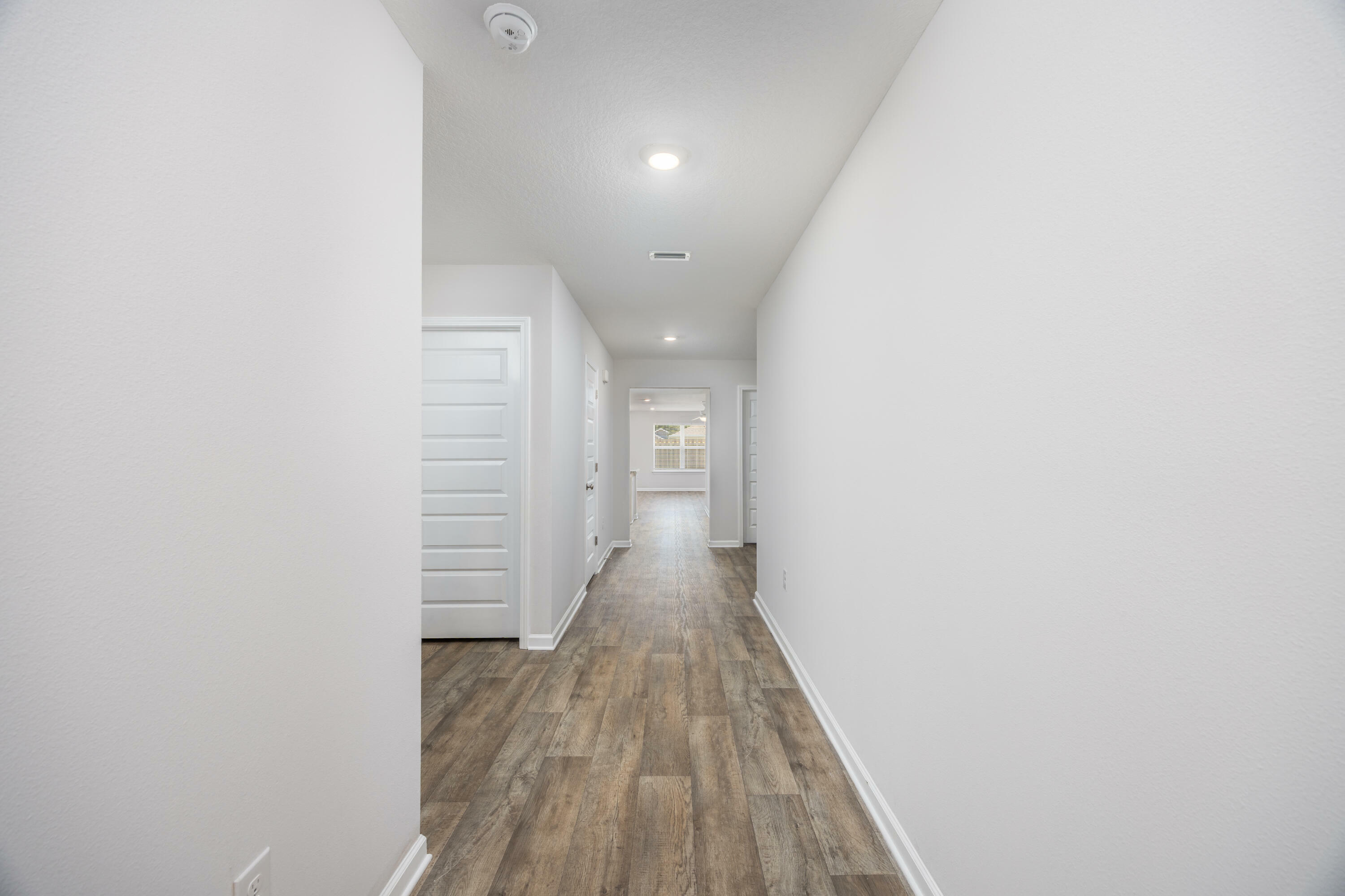 Property Photo: 325 This Way FL 32439