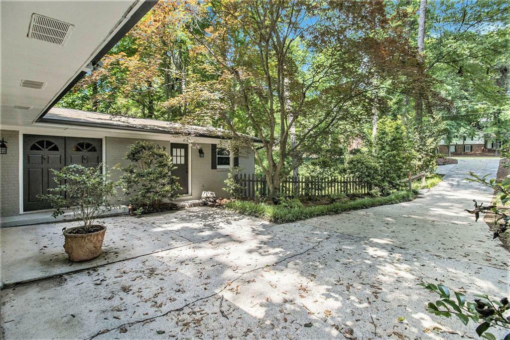 Property Photo: 6590 Williamson Drive NE GA 30328