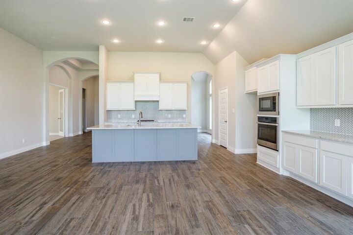 Property Photo:  1639 Rosedale Drive  TX 77459 