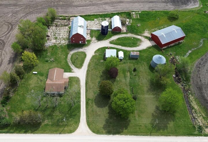 Property Photo: 13696 Ivy Avenue IA 50636