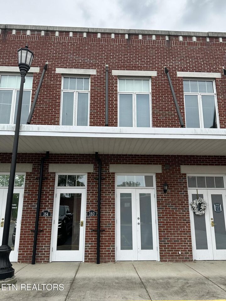 160 Market Street St  Kingston TN 37763 photo