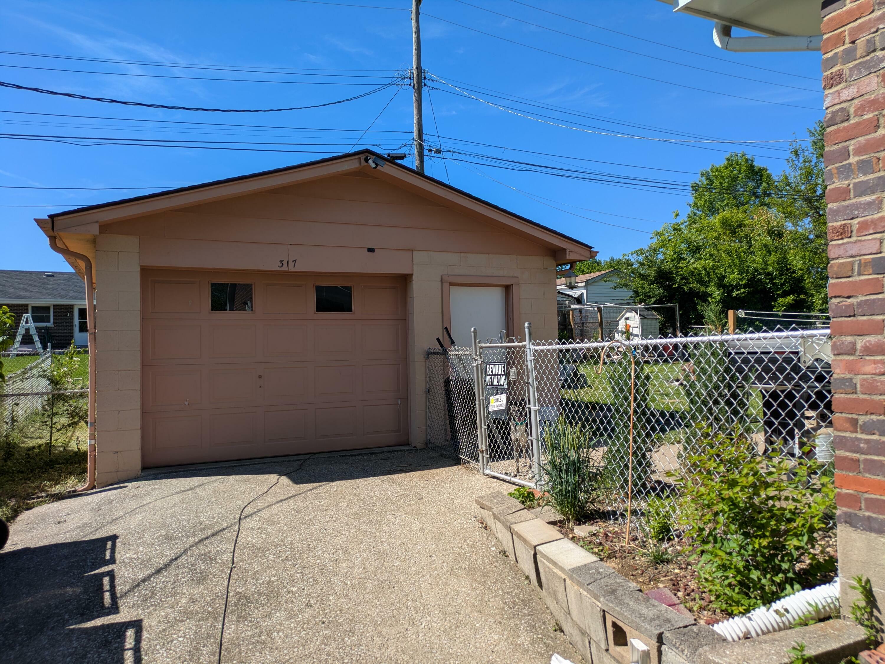 Property Photo: 317 Larkwood Drive KY 40509