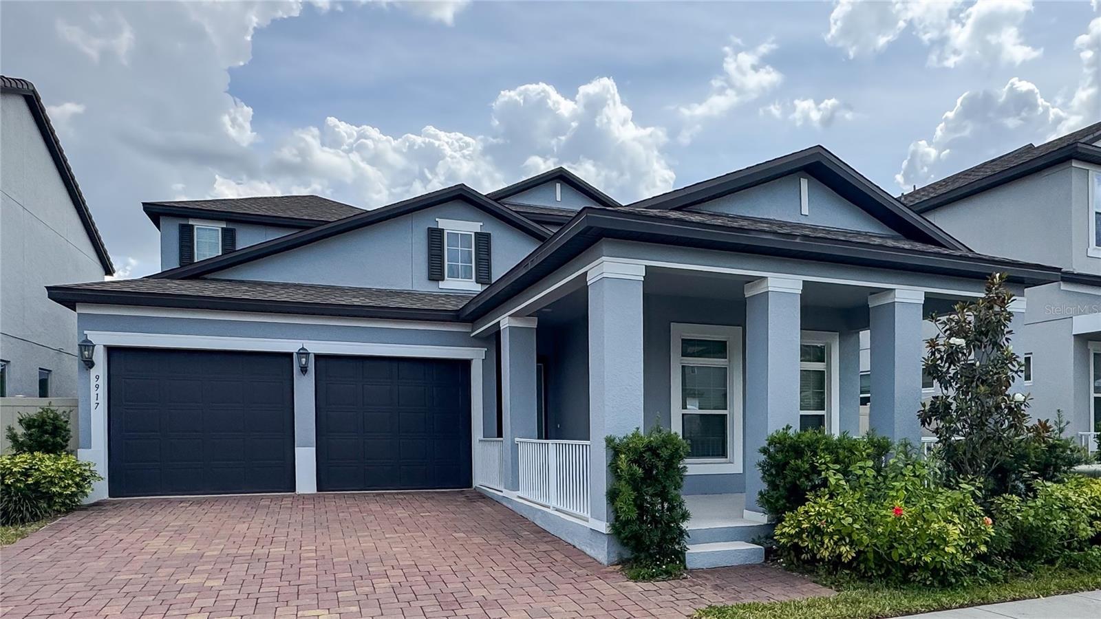 Property Photo: 9917 Summerlake Groves Street FL 34787