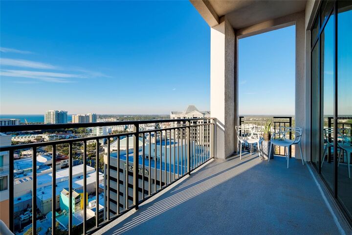 Property Photo: 33 S Palm Avenue 1602 FL 34236