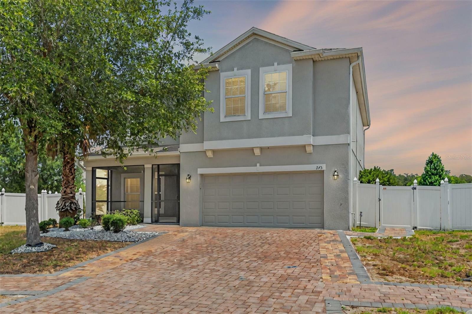 Property Photo: 275 Lakeshore Drive FL 33837