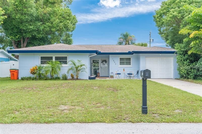 Property Photo:  1503 4th St SW  FL 33770 