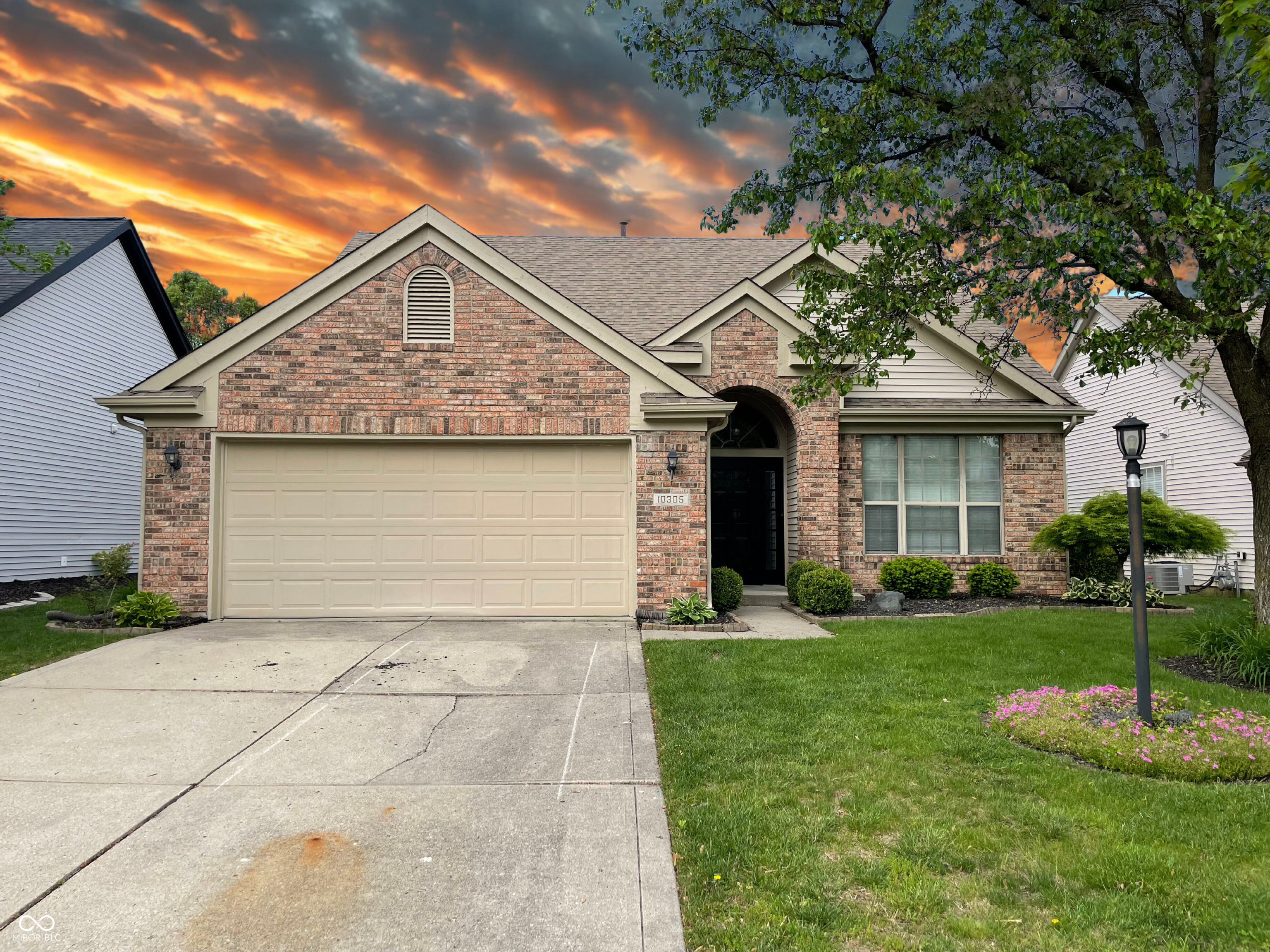 10305 Lakeland Drive  Fishers IN 46037 photo