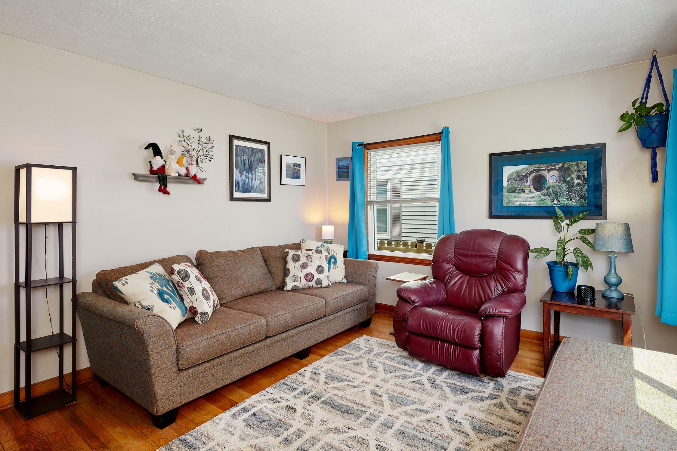 Property Photo: 8508 W Townsend St WI 53222
