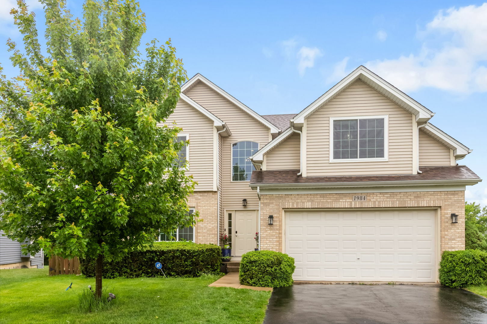 Property Photo:  1984 Seaview Drive  IL 60503 