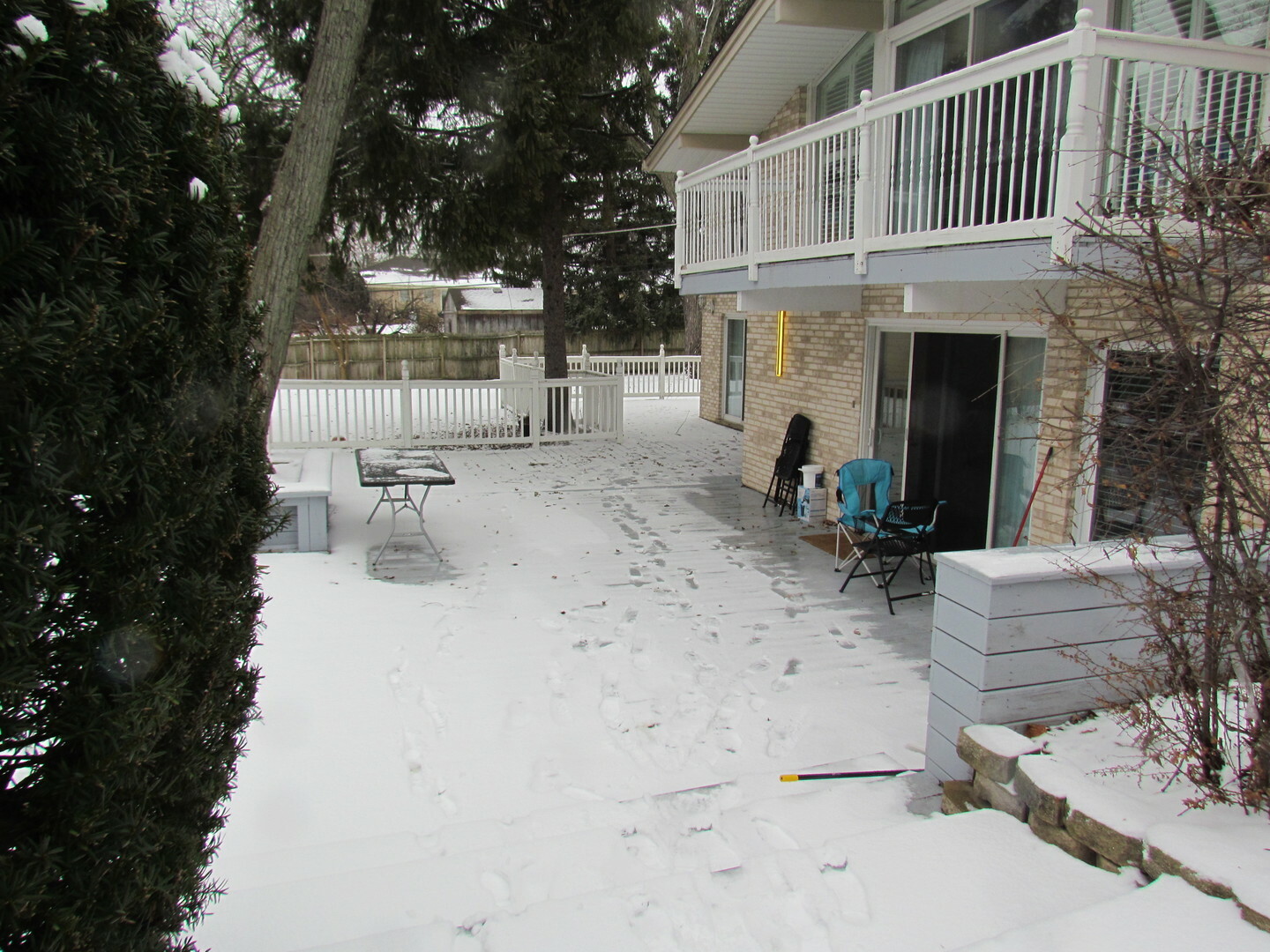Property Photo: 1600 S Meyers Road IL 60148