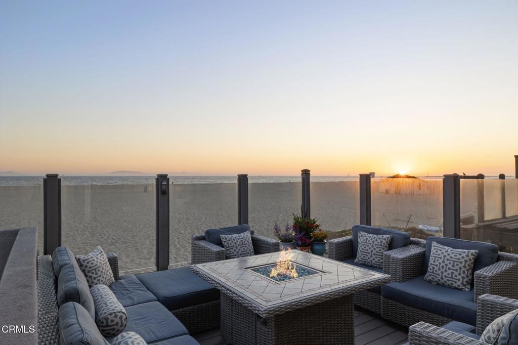 Property Photo:  325 Ocean Drive  CA 93035 