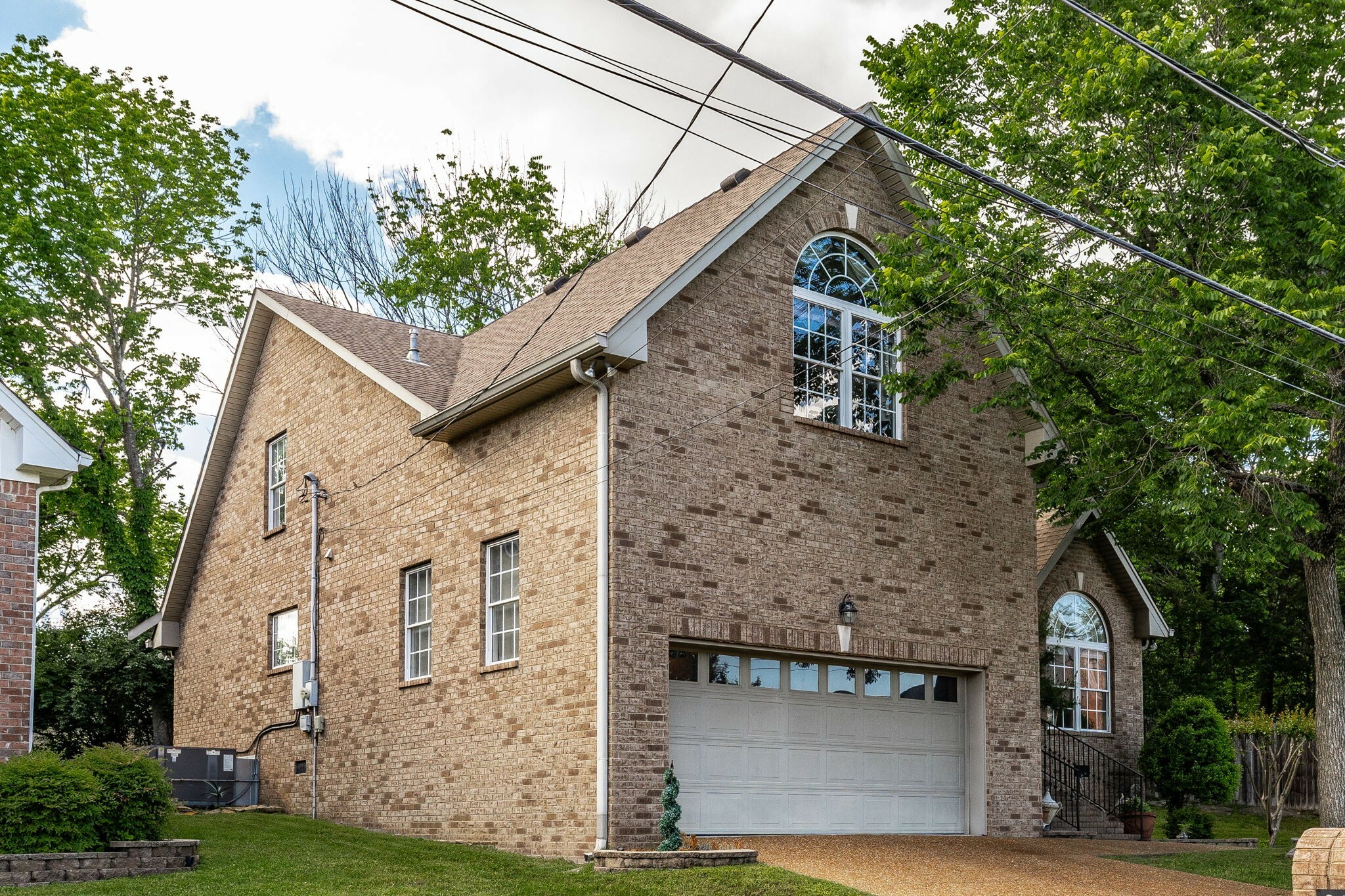 Property Photo: 813 Travis Springs Dr TN 37115