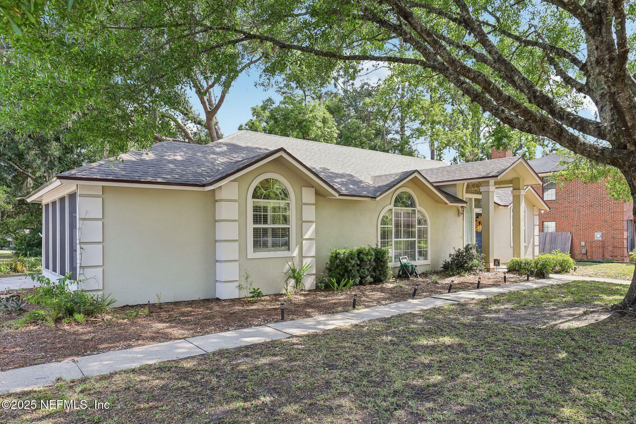 Property Photo: 4301 Spoon Hollow Lane FL 32217
