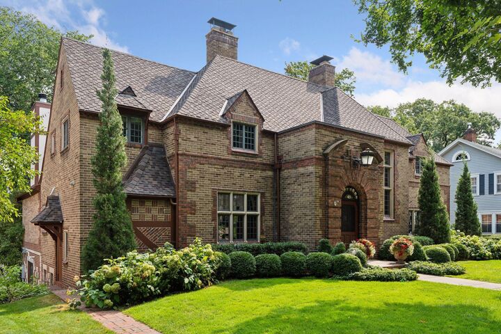 Property Photo: 4831 Sheridan Avenue S MN 55410