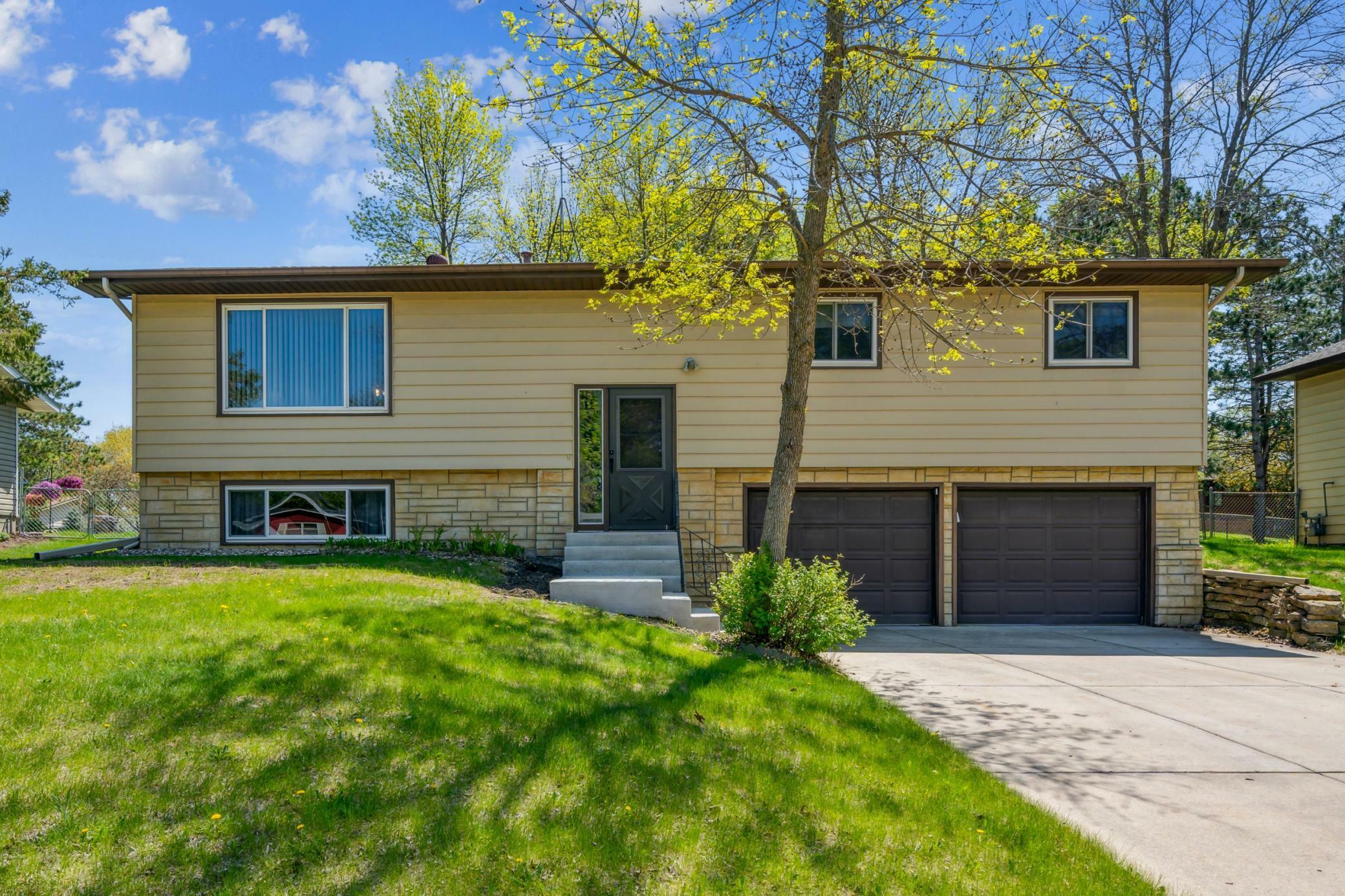 Property Photo: 1401 Mitchell Drive MN 55021
