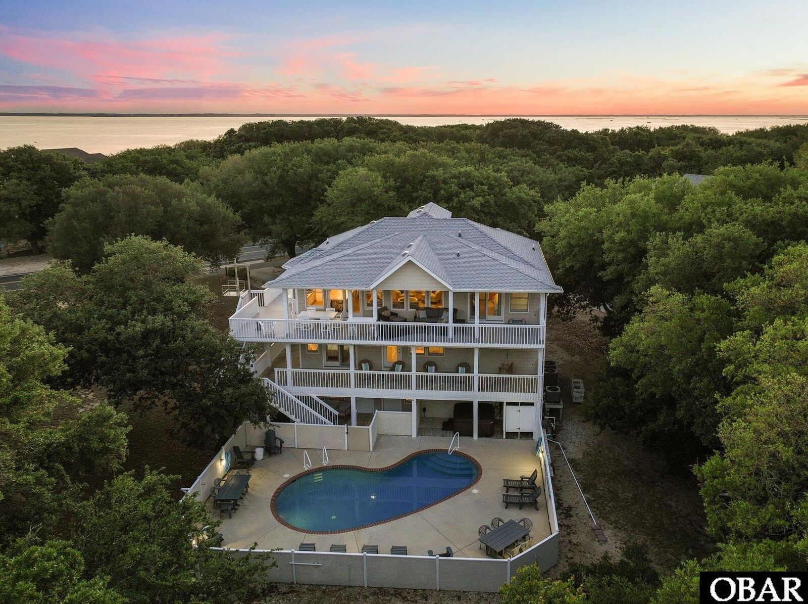 Property Photo:  1367 Duck Road  NC 27949 