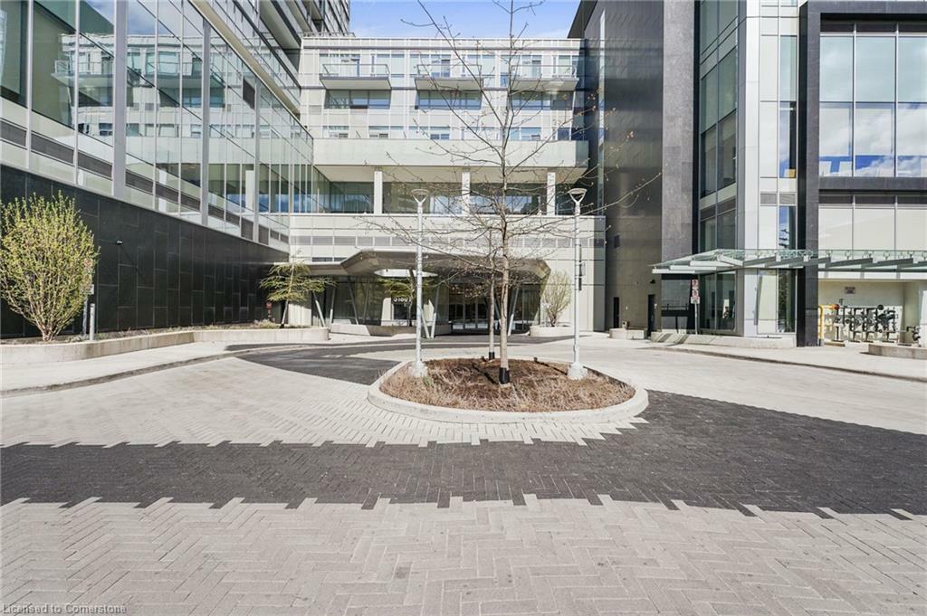 Property Photo: 5180 Yonge Street 1006 ON M2N 5P6