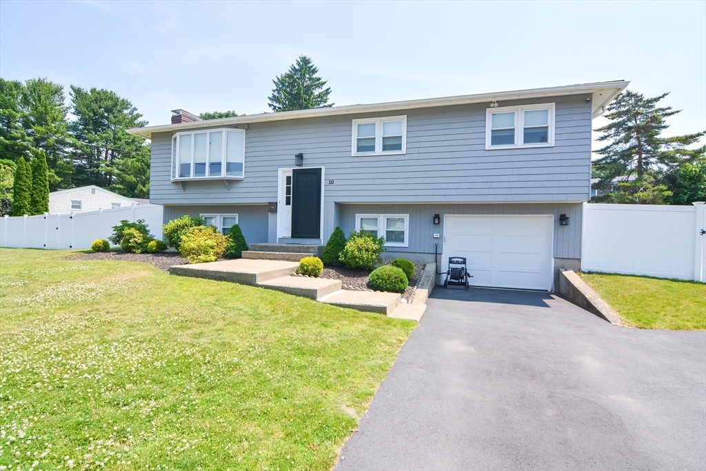 Property Photo:  10 Hoover Avenue  MA 01960 