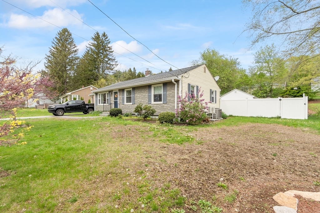 Property Photo: 2608 Providence MA 01534
