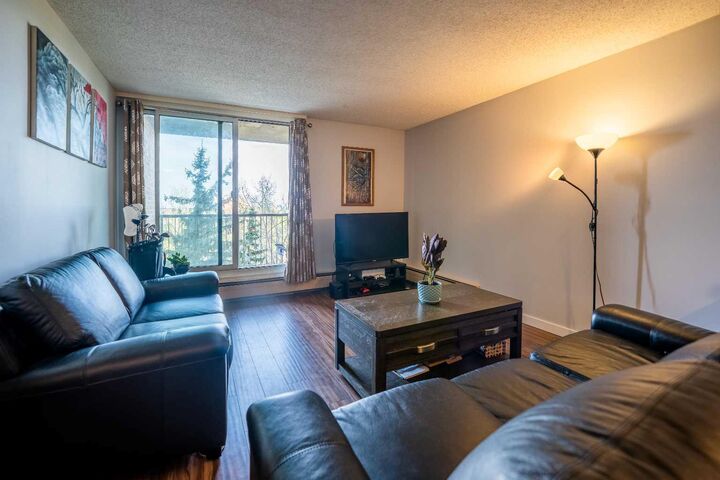 Property Photo:  4944 Dalton Drive NW 710  AB T3A 2E6 