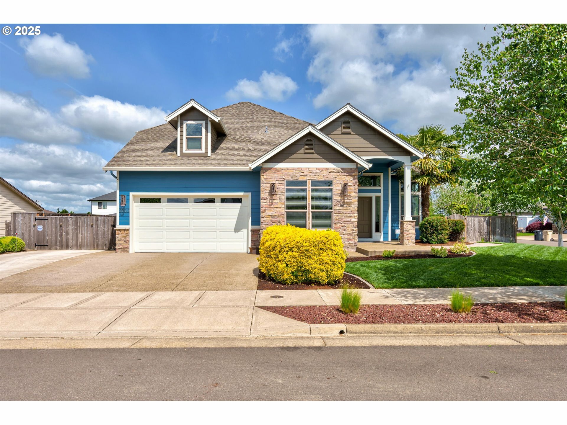 3033 NE Malachi Way  Albany OR 97321 photo