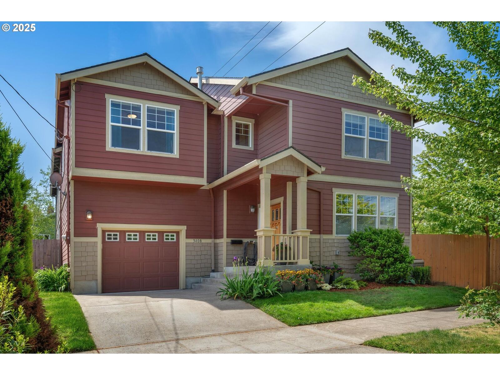 Property Photo:  3408 NE Alberta Ct  OR 97211 