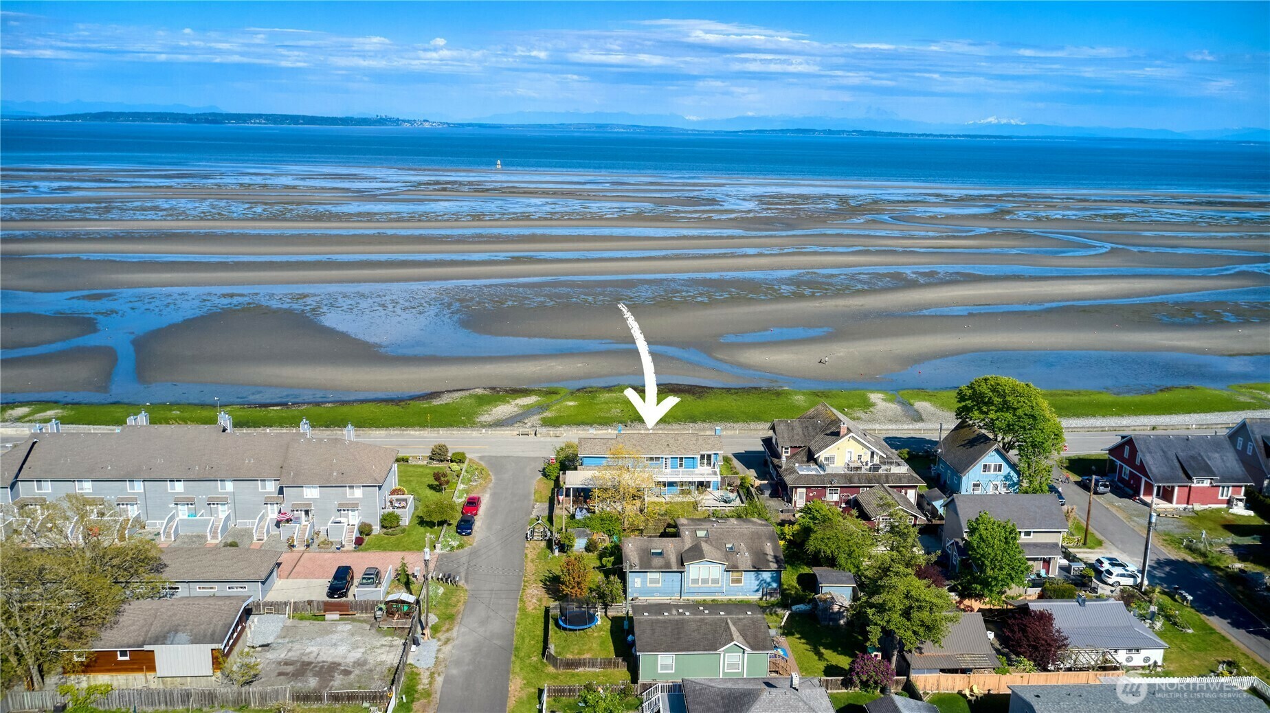 Property Photo: 43 Bayview Drive WA 98281