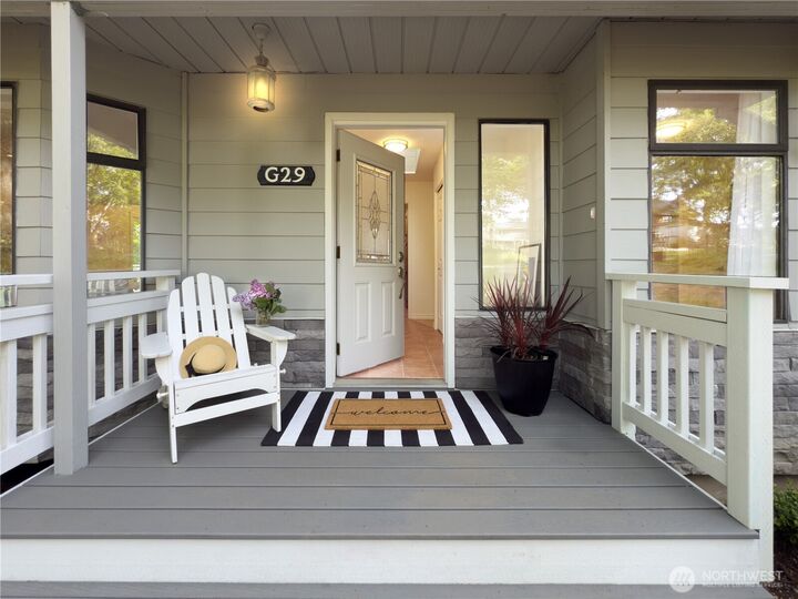 Property Photo:  29  G Sound Place  WA 98206 