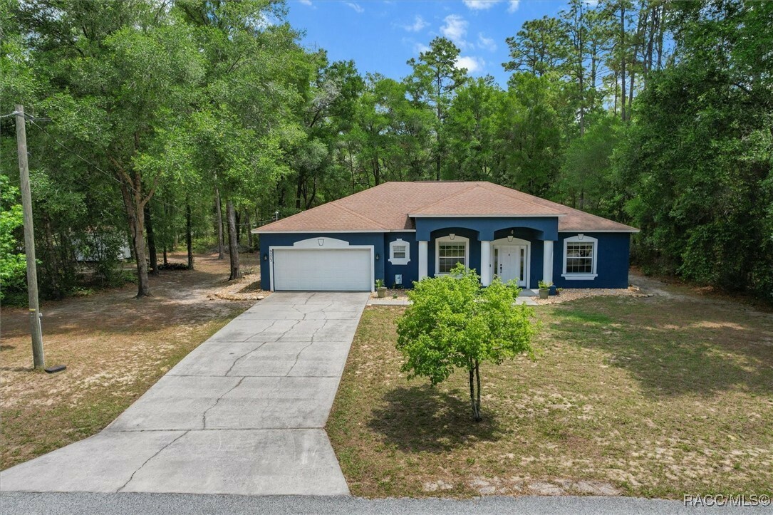 Property Photo: 9273 N Rhine Way FL 34434