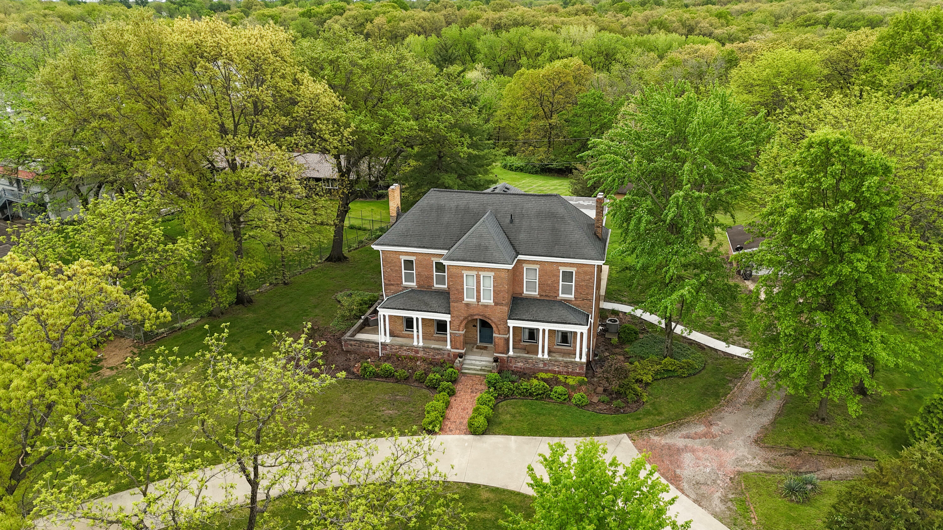 Property Photo: 902 Gilman St. MO 65270