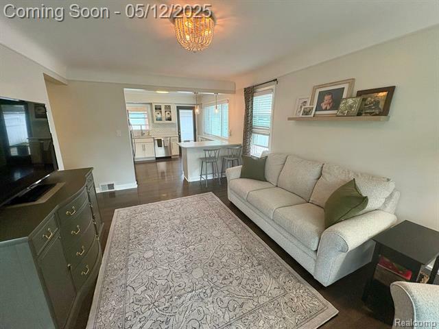 Property Photo: 1055 16th Street MI 48192