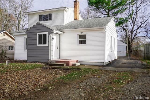 Property Photo: 967 Keith Street MI 48371