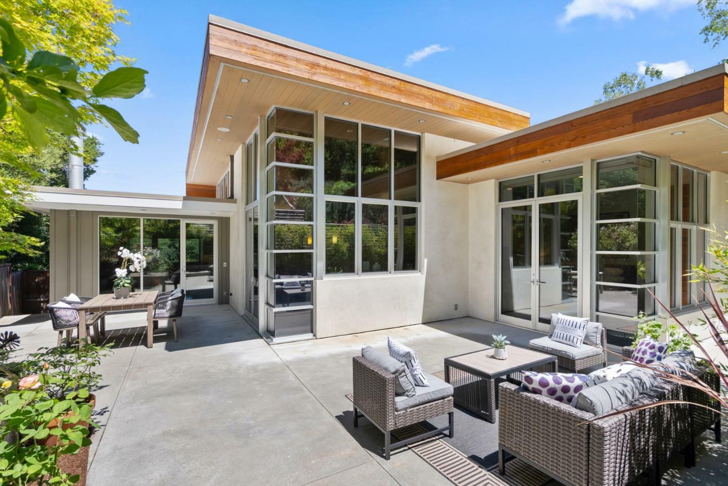 Property Photo: 211 Manor Drive CA 94070