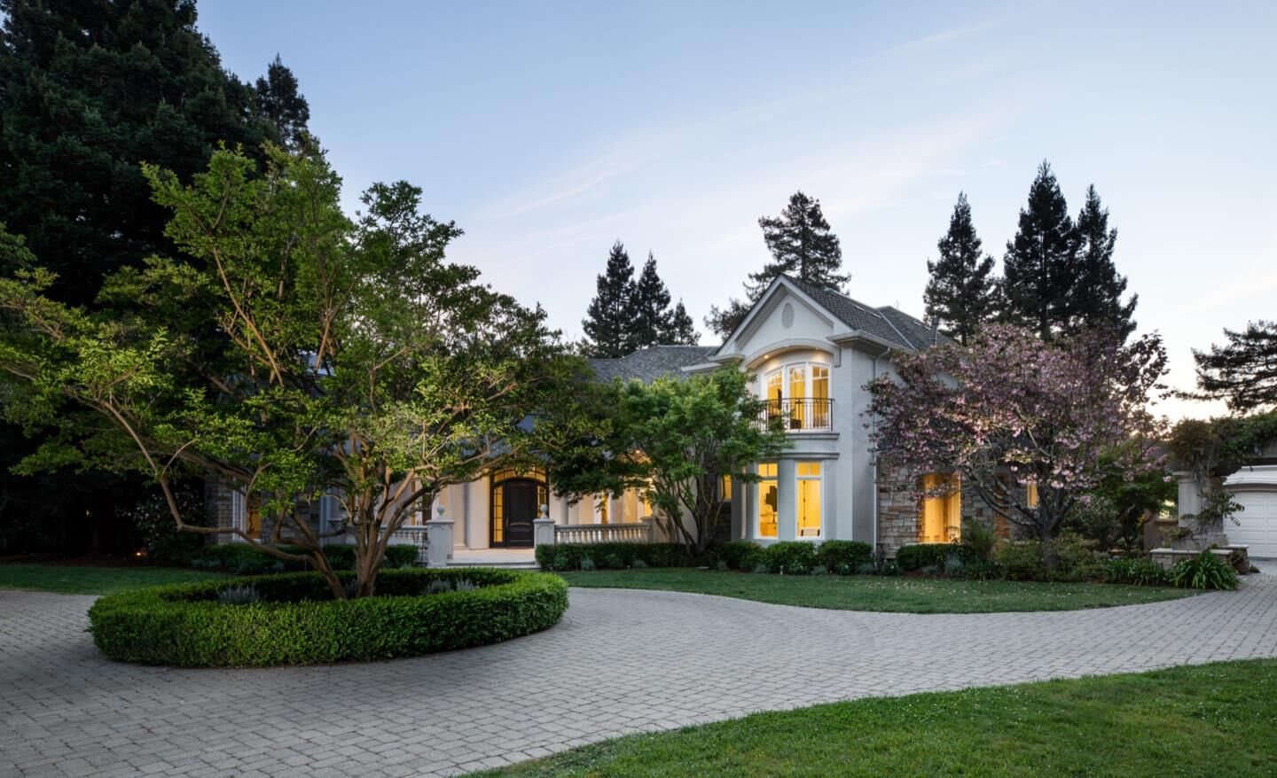 Property Photo:  68 Almendral Avenue  CA 94027 