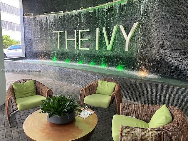 90 SW 3rd St 4001  Miami FL 33130 photo