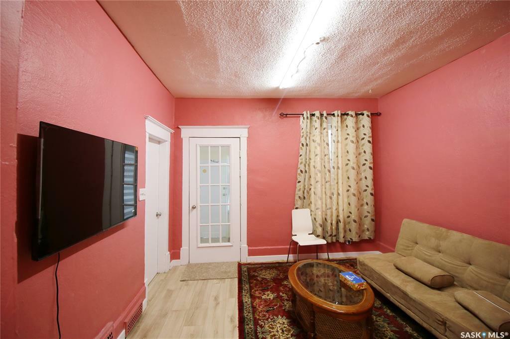 Photo de la propriété: 325 U Avenue S SK S7M 3C2
