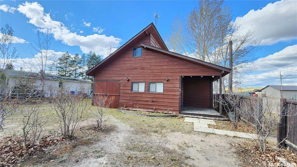 Property Photo: 9032 Pirot Avenue SK S0M 0L0