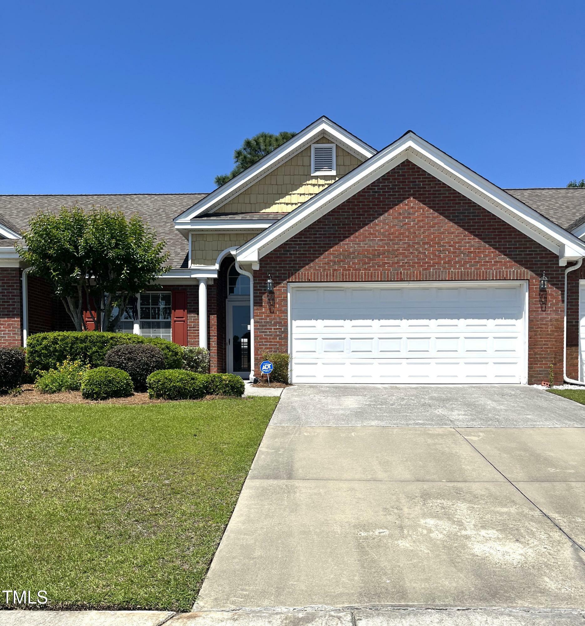 Property Photo: 806 Shelton Court NC 28412