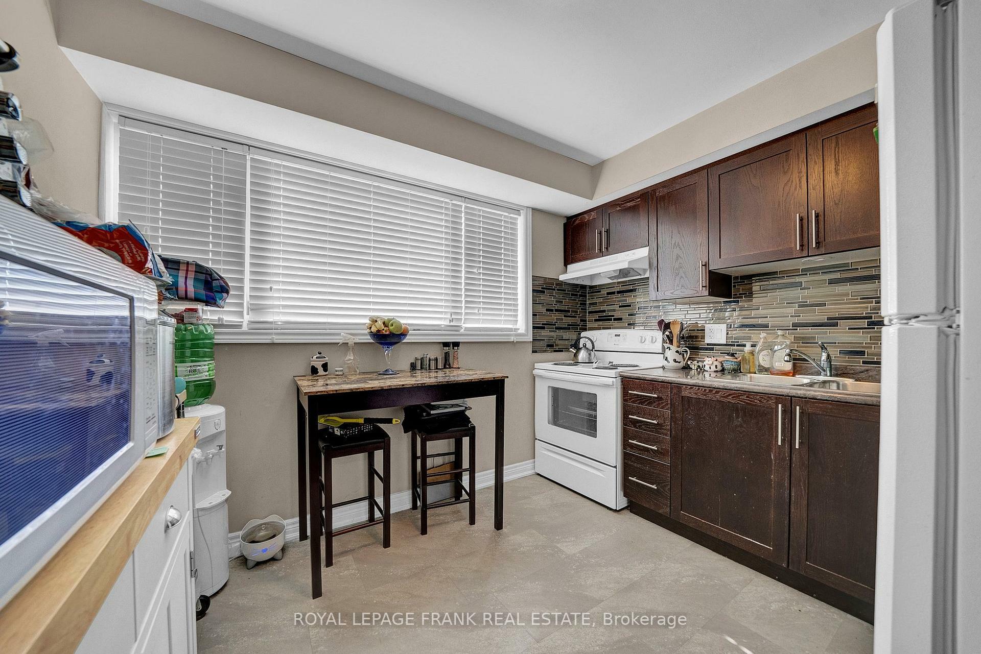 Property Photo: 377 Linden Street ON L1H 6R6