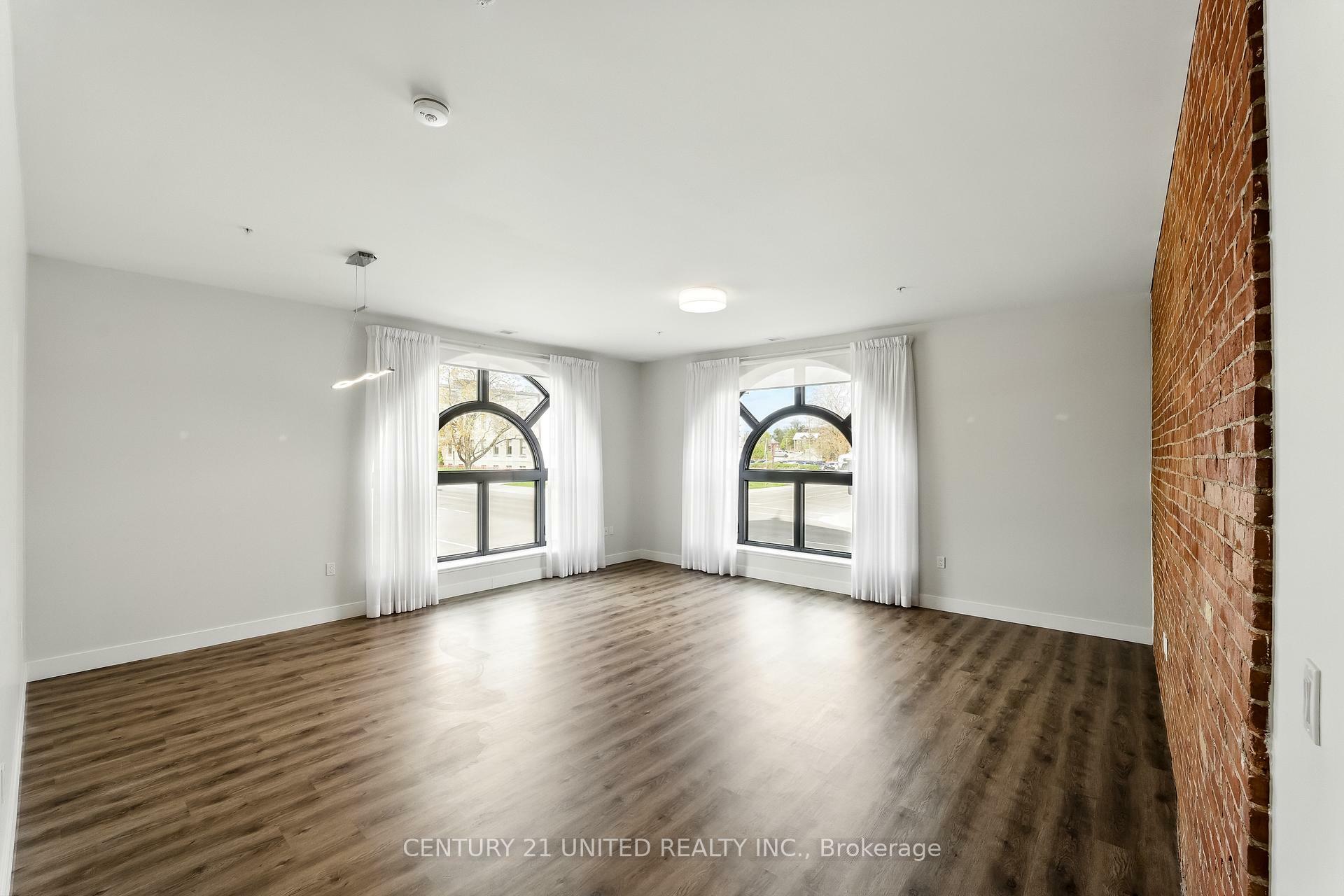 Photo de la propriété: 475 George Street N 202 ON K9J 3G6