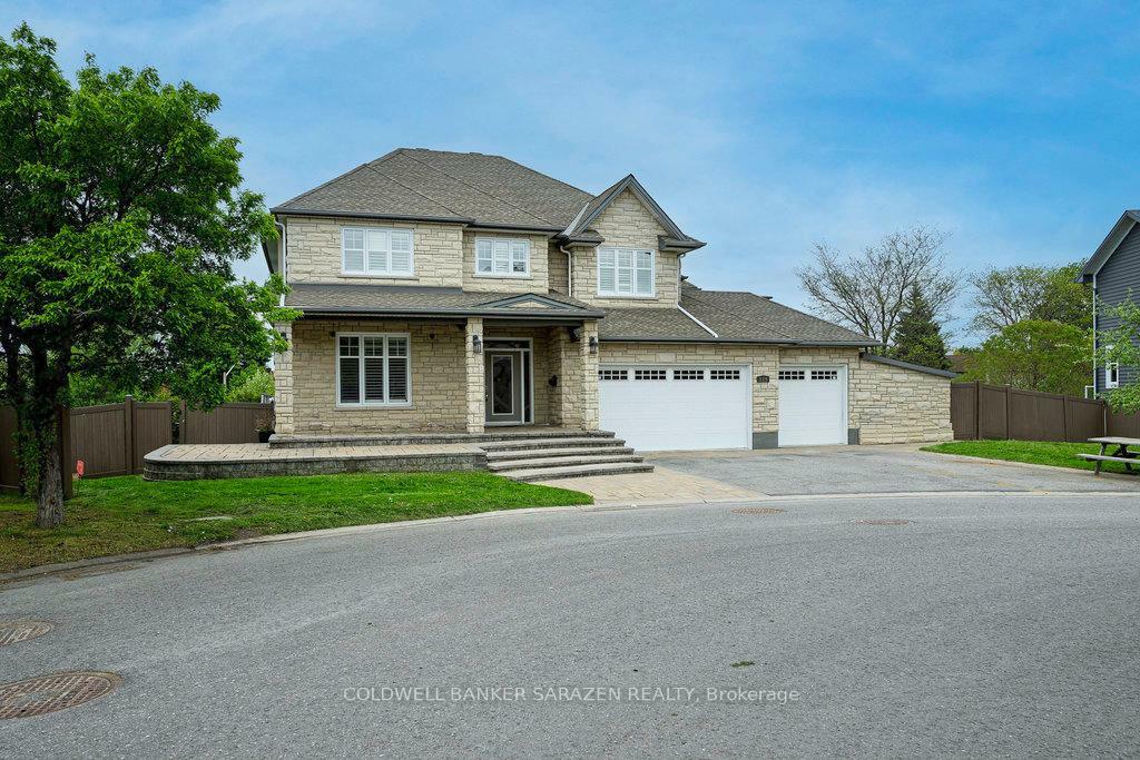 Property Photo: 320 Rywalk Circle ON K1T 0C7